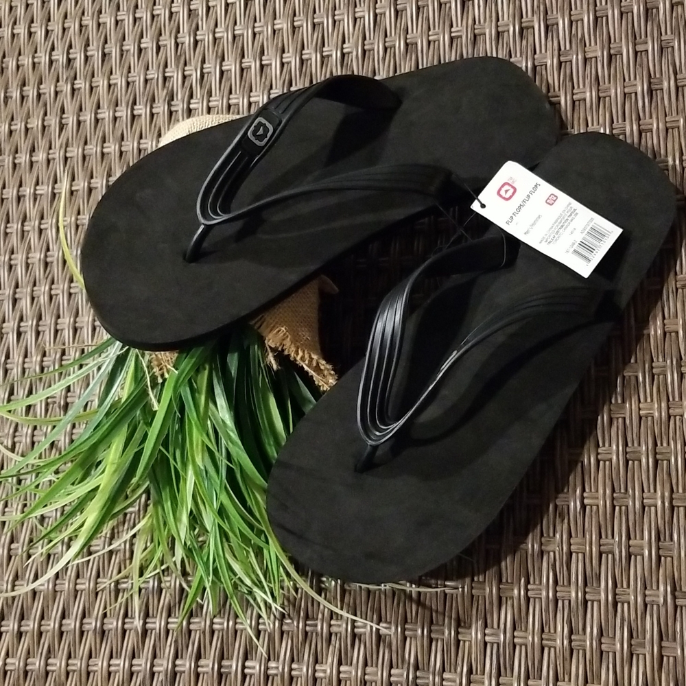 M #12 flip flops